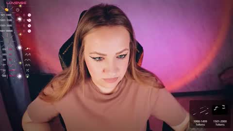 Snapshot of bellezza_ chatting on October 22, 2025, 3:23 pm Your Annabelle Wolf  online show from October 22, 2025, 3:23 pm