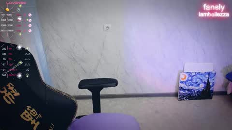 Your Annabelle Wolf  online show from November 16, 2025, 6:02 pm