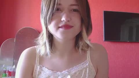 Snapshot of belovedmary chatting on May 18, 2026, 5:35 am belovedmary online show from May 18, 2026, 5:35 am