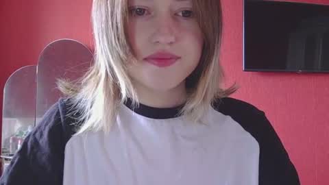 Snapshot of belovedmary chatting on June 12, 2026, 6:56 am belovedmary online show from June 12, 2026, 6:56 am