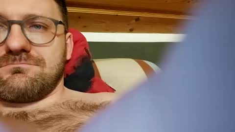 ben00189 online show from January 27, 2025, 4:33 pm