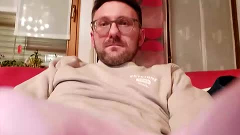 ben00189 online show from February 13, 2026, 9:22 pm