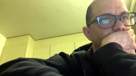 bengeil18 online show from February 15, 2025, 7:06 pm