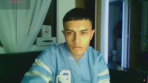 Tiffany and Bengie online show from December 21, 2025, 2:51 am