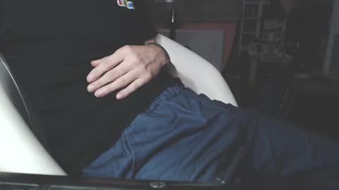 benijamin online show from March 2, 2025, 10:48 pm