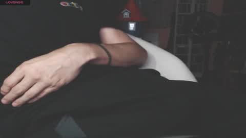 benijamin online show from September 10, 2025, 9:37 pm