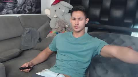 benjamincooperk online show from April 6, 2026, 6:58 am