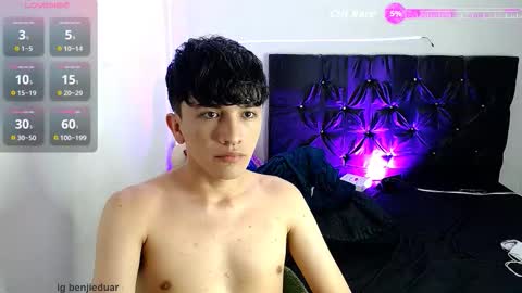 Benji Hoter online show from November 2, 2025, 10:34 pm