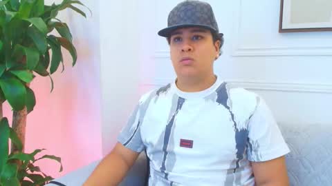 bennett_alejoo online show from January 15, 2026, 7:06 pm