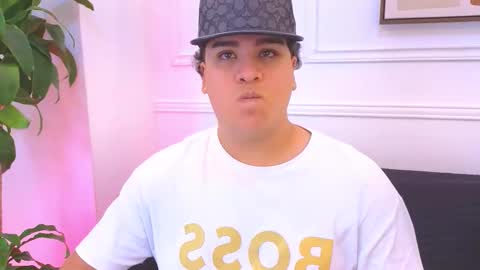 bennett_alejoo online show from February 20, 2026, 6:26 am