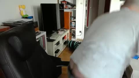 Ben online show from February 15, 2025, 9:05 am