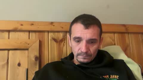 benny and innocentvixon online show from April 19, 2026, 4:39 pm