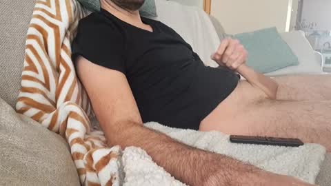 Snapshot of benoitgmx12 chatting on February 15, 2025, 12:33 pm benoitgmx12 online show from February 15, 2025, 12:33 pm