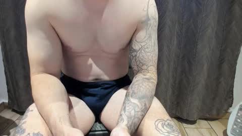 Snapshot of benthebodybuilder chatting on November 17, 2025, 10:15 pm Ben Braxton online show from November 17, 2025, 10:15 pm