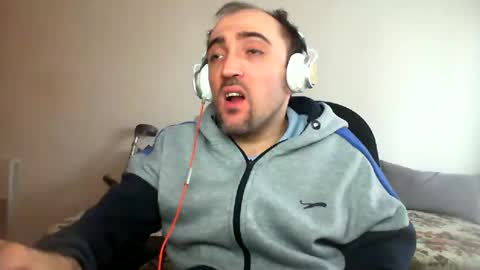 bentish online show from January 4, 2025, 12:49 pm