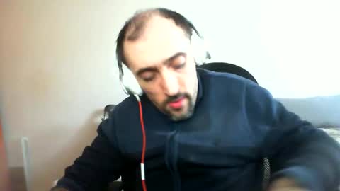 bentish online show from February 2, 2025, 12:57 pm