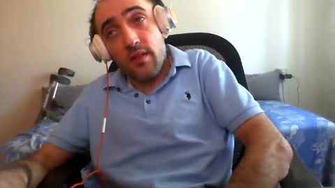 bentish online show from December 2, 2025, 7:57 am