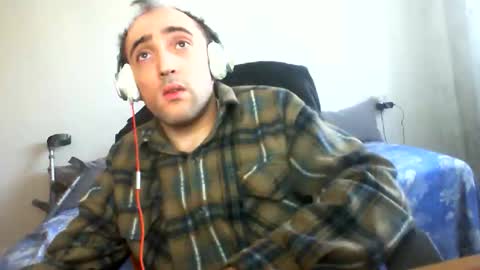 bentish online show from December 18, 2025, 8:31 am