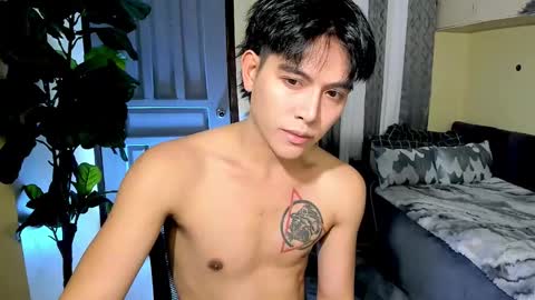 bentlyfuck online show from March 1, 2026, 7:49 pm