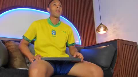 bento_fox online show from February 6, 2026, 4:28 am