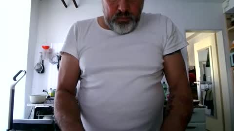 Martin online show from November 8, 2025, 9:20 am