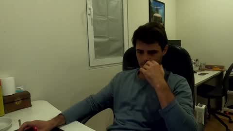 Berltex online show from November 14, 2025, 10:51 pm