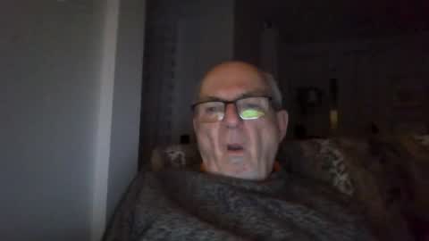 Snapshot of bernard1102 chatting on January 23, 2025, 2:55 am bernard1102 online show from January 23, 2025, 2:55 am