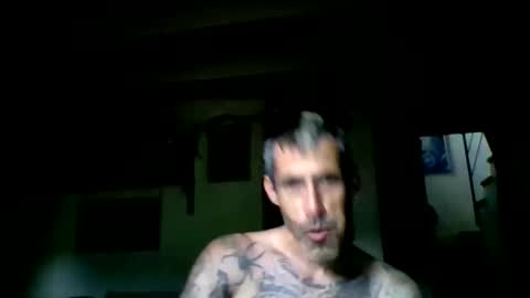 bernichaos77 online show from May 14, 2026, 4:58 pm