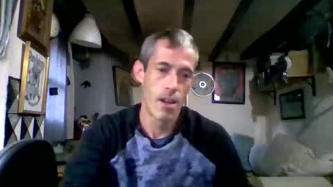 bernichaos77 online show from May 16, 2026, 5:04 am