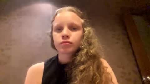 Snapshot of berniecemontell chatting on October 11, 2025, 2:04 pm Sophia online show from October 11, 2025, 2:04 pm