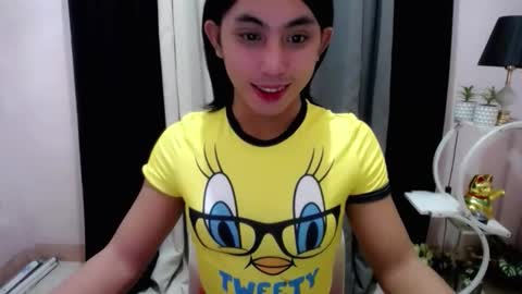 berry_shantal online show from March 23, 2026, 7:51 pm