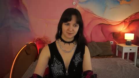 Violette online show from October 10, 2025, 8:08 pm
