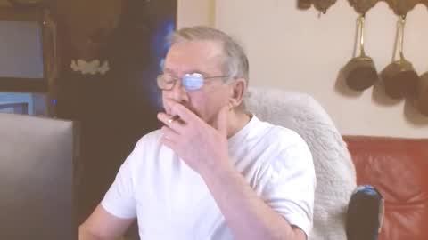 jean online show from February 11, 2025, 12:06 am