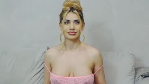 bethierusse online show from January 12, 2025, 9:51 pm