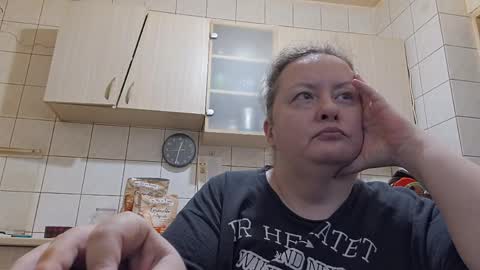 bethnorth online show from April 4, 2026, 2:32 am