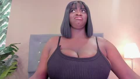 Snapshot of betsybennet chatting on April 10, 2026, 5:12 am BETSY online show from April 10, 2026, 5:12 am