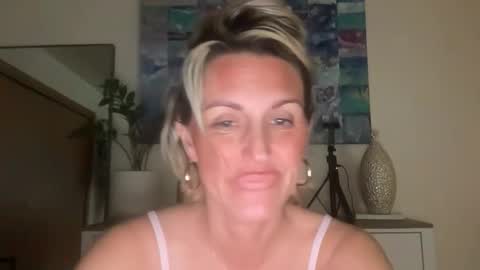 Best Time and Even better Convo online show from November 25, 2025, 12:43 am