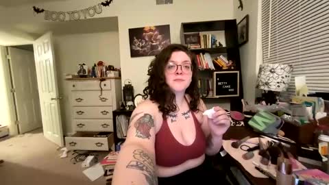 Betty Cake online show from February 10, 2025, 3:46 am