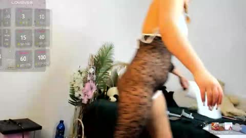 BettyKristal online show from January 8, 2026, 4:42 pm