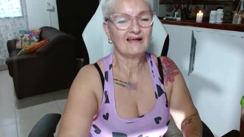 Snapshot of bety_cum3 chatting on February 2, 2026, 10:52 pm bibiana online show from February 2, 2026, 10:52 pm