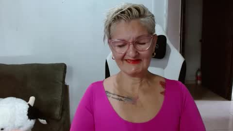 Snapshot of bety_cum3 chatting on February 8, 2026, 2:53 pm bibiana online show from February 8, 2026, 2:53 pm