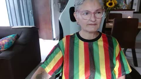 Snapshot of bety_cum3 chatting on February 21, 2026, 1:01 pm bibiana online show from February 21, 2026, 1:01 pm