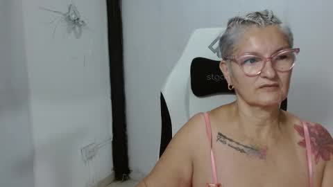 Snapshot of bety_cum3 chatting on February 27, 2026, 9:09 am bibiana online show from February 27, 2026, 9:09 am