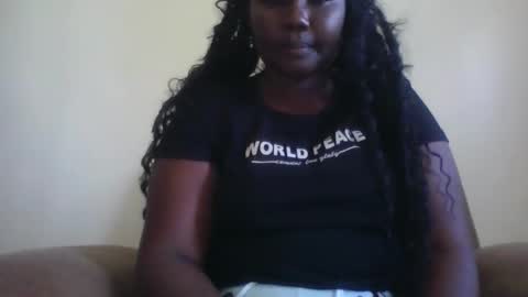 Snapshot of beutygal chatting on June 5, 2026, 9:15 am beutygal online show from June 5, 2026, 9:15 am