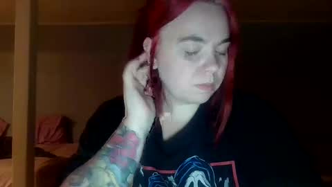 Snapshot of beverlybell chatting on December 22, 2024, 7:33 am Beverly Bell online show from December 22, 2024, 7:33 am