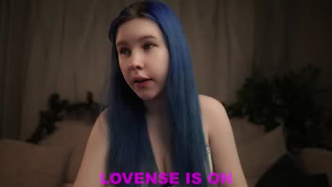 Eliz online show from January 13, 2026, 1:11 am