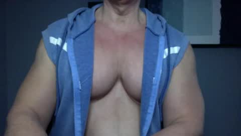 BGDKMUSCLEGUY - SELECTED BY CHATURBATE AS A TOP BROADCASTER FOR 2023 online show from March 5, 2025, 6:56 pm