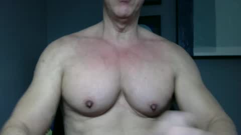 BGDKMUSCLEGUY - SELECTED BY CHATURBATE AS A TOP BROADCASTER FOR 2023 online show from September 28, 2025, 4:23 pm