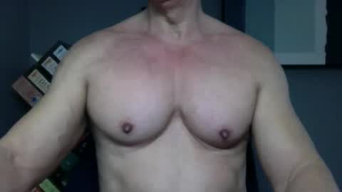 BGDKMUSCLEGUY - SELECTED BY CHATURBATE AS A TOP BROADCASTER FOR 2023 online show from October 1, 2025, 4:24 pm