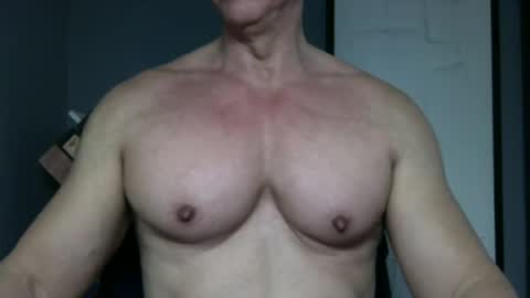 BGDKMUSCLEGUY - SELECTED BY CHATURBATE AS A TOP BROADCASTER FOR 2023 online show from October 23, 2025, 4:06 pm